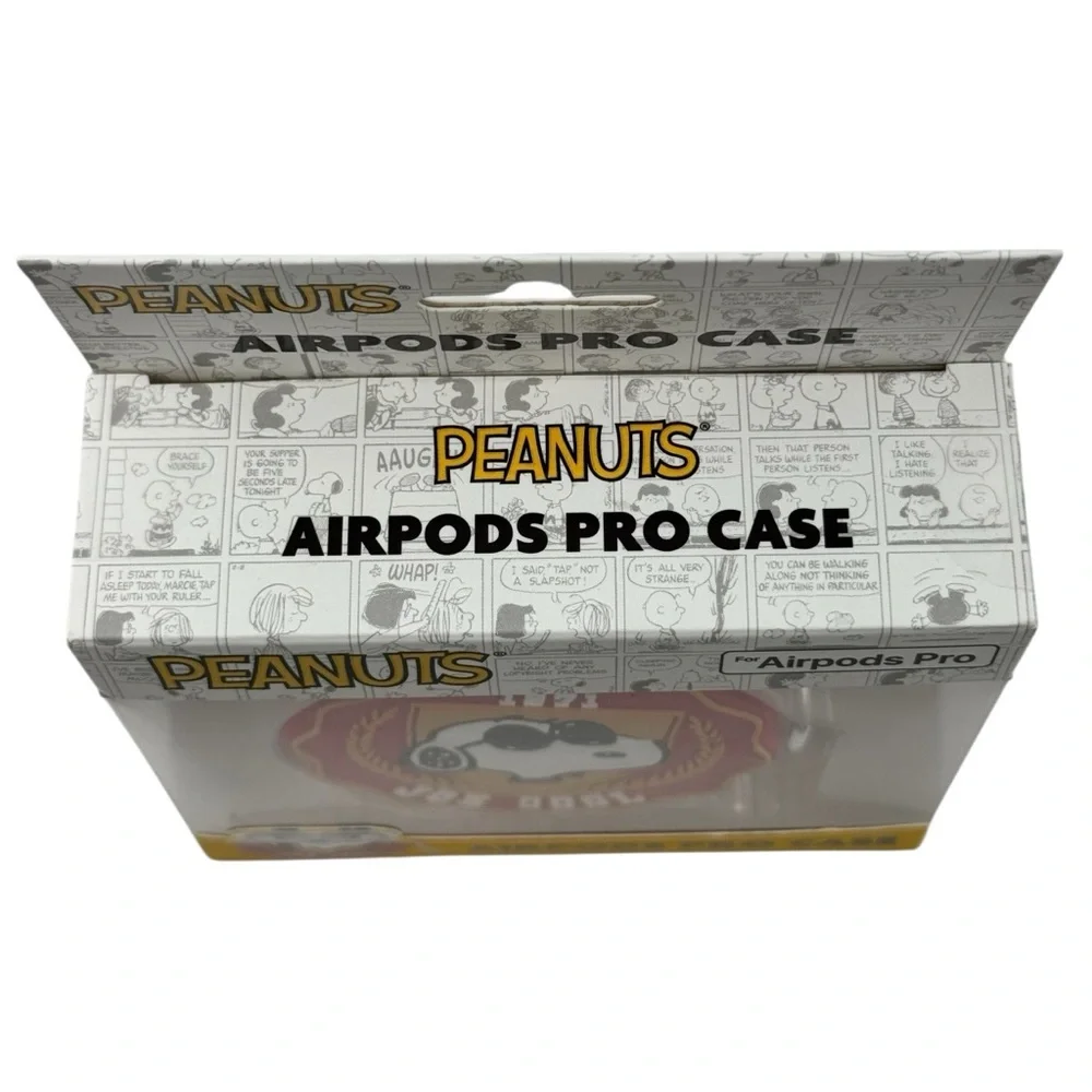NIB Peanuts AirPods Pro Case Snoopy Protective Cover Red